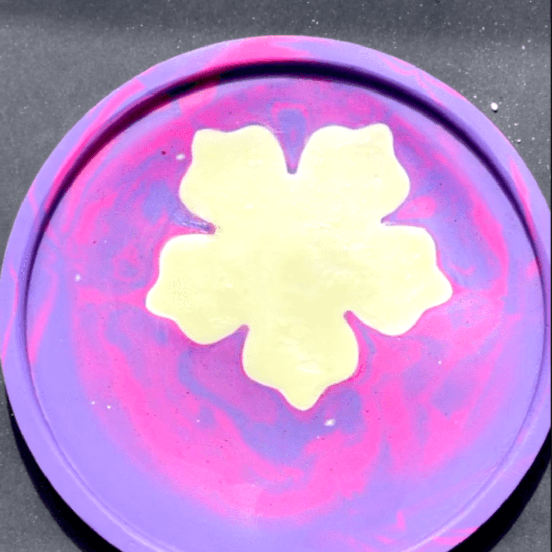 #58 Glow in the Dark Trinket using Jesmonite AC100 - BohriAli.com