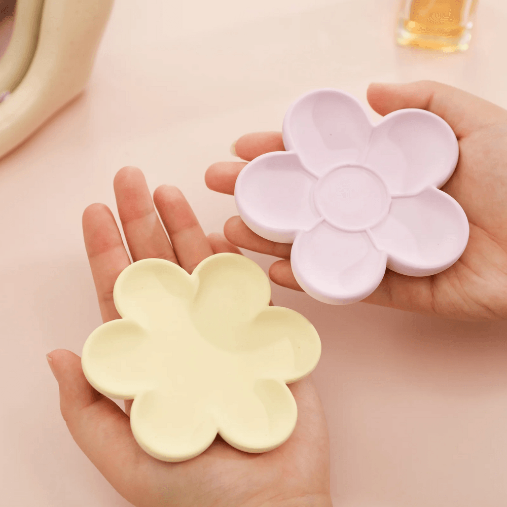 Kishkreations X Boowan Nicole: Gentle Flora Blossom Rimmed Tray Silicone Mold - BohriAli.com