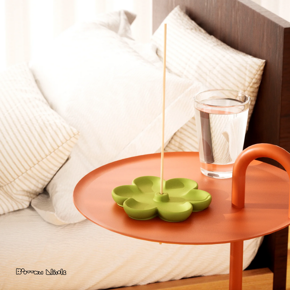 Boowan Nicole: Flower Shape Concrete Incense Holder Silicone Mould