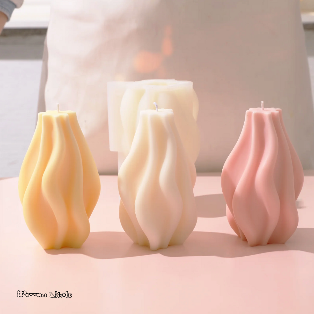 Boowan Nicole: Wave Candle Silicone Mould