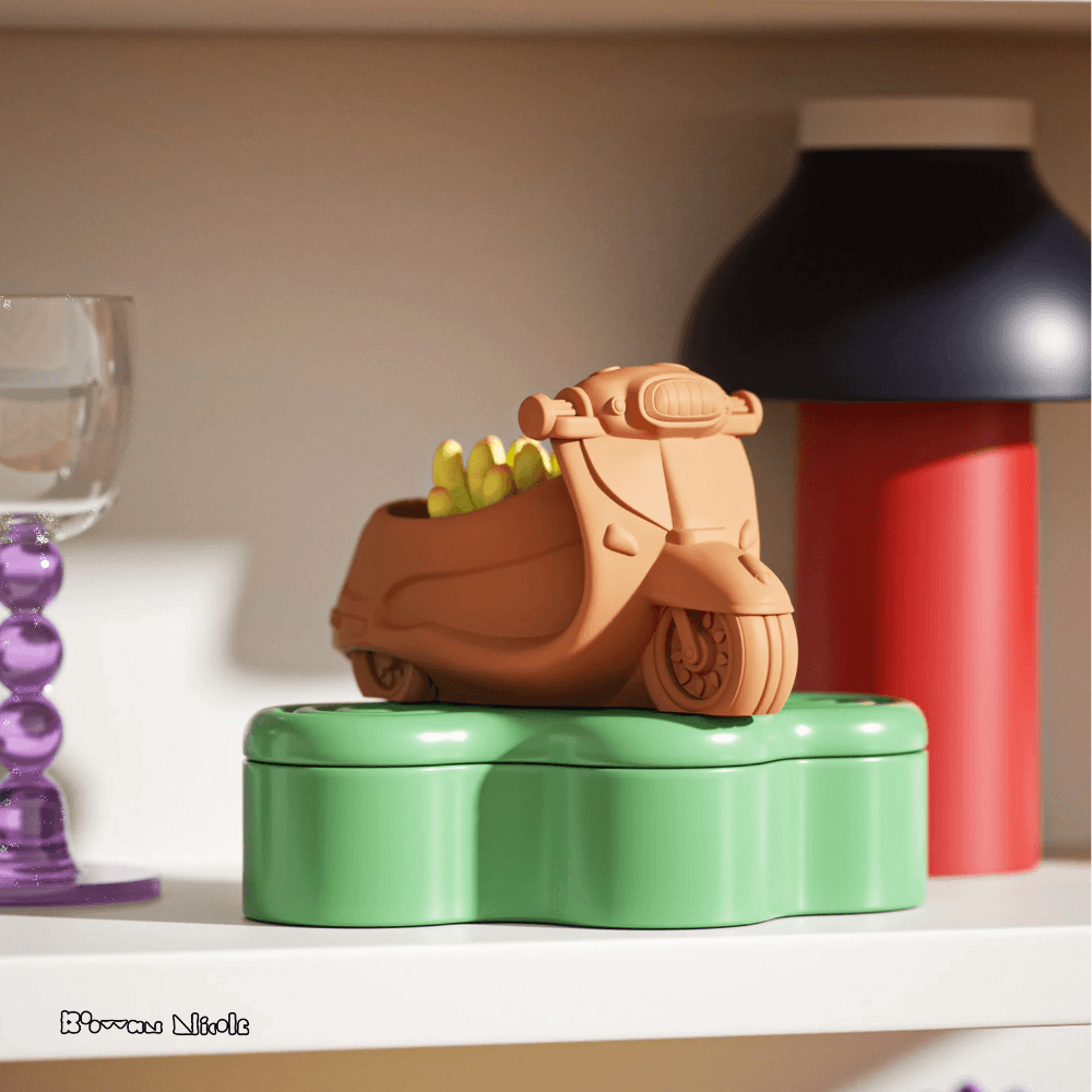 Boowan Nicole: Vespa Motorcycle Plant Pot Concrete Silicone Mould - BohriAli.com