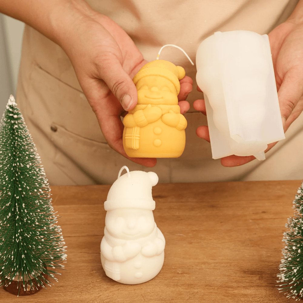 Boowan Nicole: Snowy Friend Christmas Candle Collection - BohriAli.com