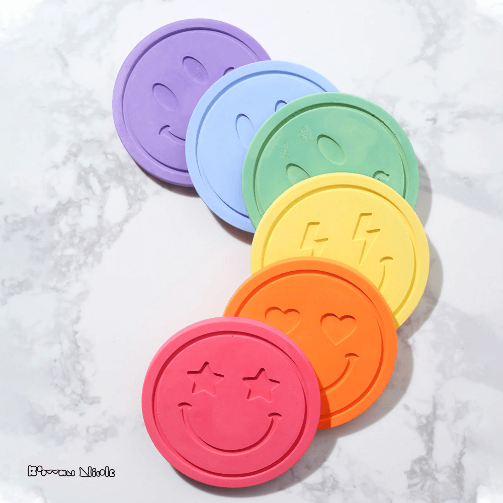 Boowan Nicole: Emoticon Concrete Coaster Silicone Mould - BohriAli.com