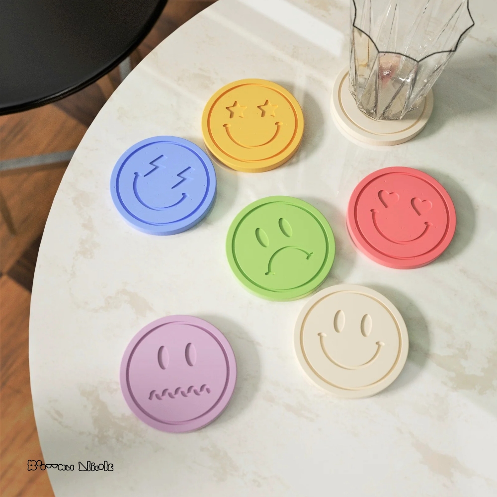 Boowan Nicole: Emoticon Concrete Coaster Silicone Mould