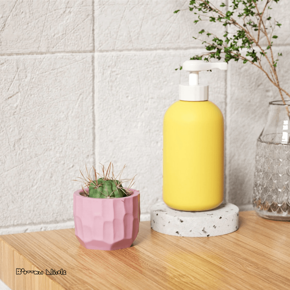 Boowan Nicole: Concrete Sculptural Plant Pot Silicone Mould - BohriAli.com
