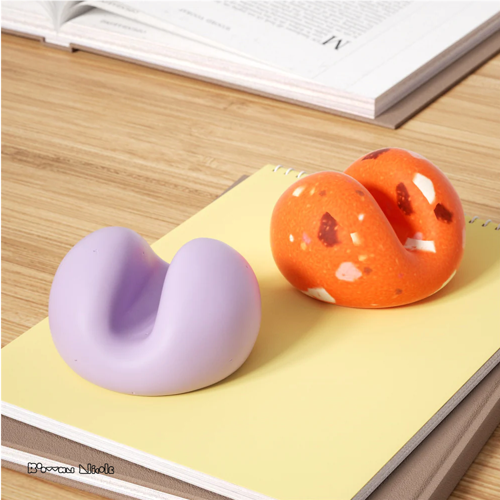 Boowan Nicole: Office Accessories Concrete Phone Holder Silicone Mold4