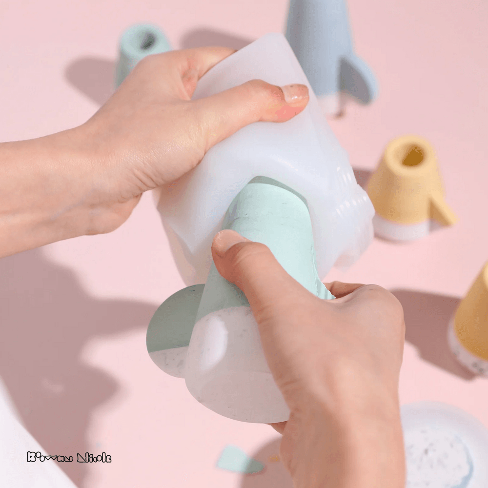 Boowan Nicole: Geometric Taper Candle Holder Silicone Mould - BohriAli.com