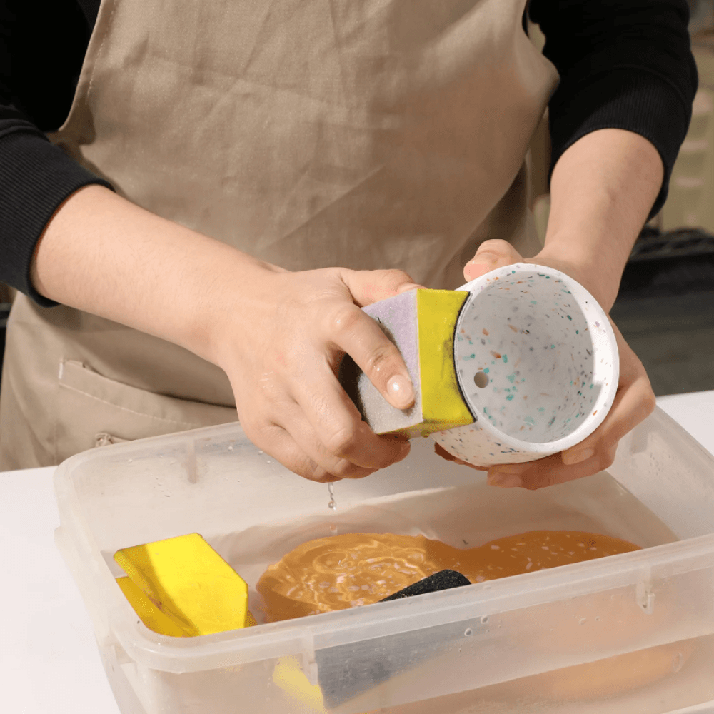 Handheld Sander for Jesmonite Concrete