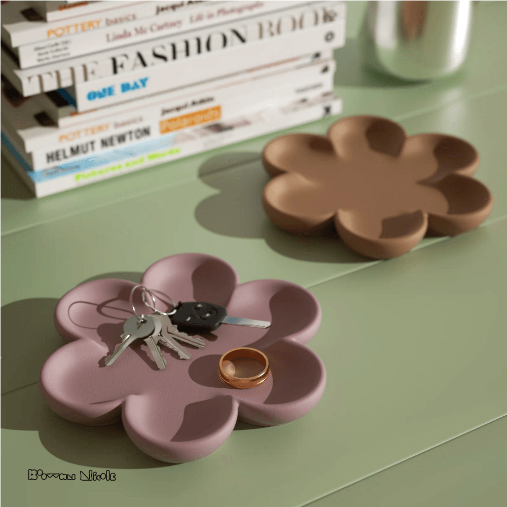 Boowan Nicole: Flower Tray Concrete Silicone Mould - BohriAli.com