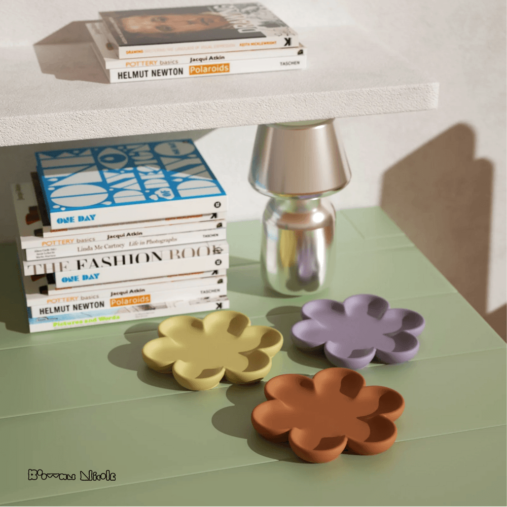 Boowan Nicole: Flower Tray Concrete Silicone Mould - BohriAli.com