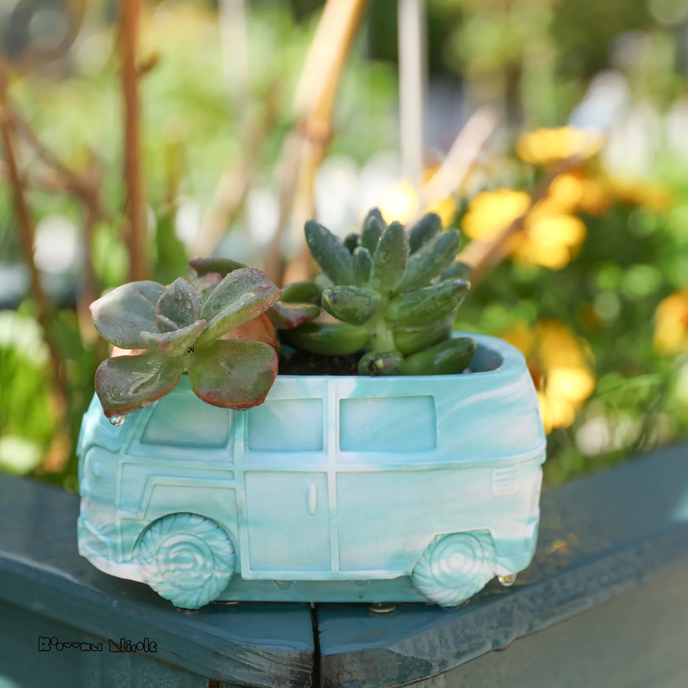 Boowan Nicole: VW Bus Plant Pot Concrete Silicone Mold