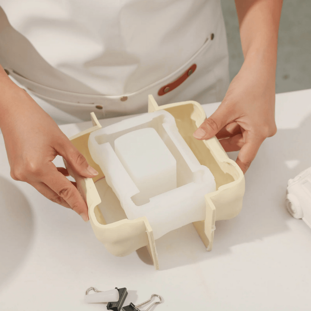 Boowan Nicole: Retro-styled Car-Shaped Plant Pot Silicone Mould - BohriAli.com