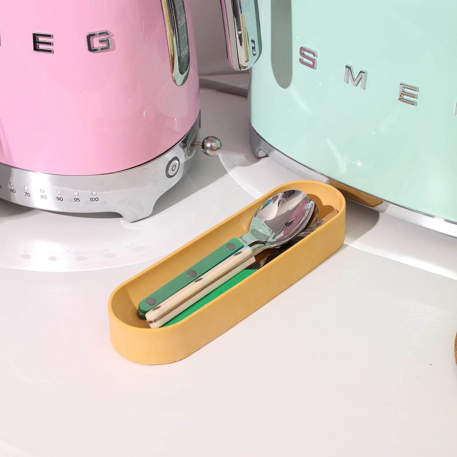 Boowan Nicole: Long Shaped Pen Organizer Silicone Mold - BohriAli.com