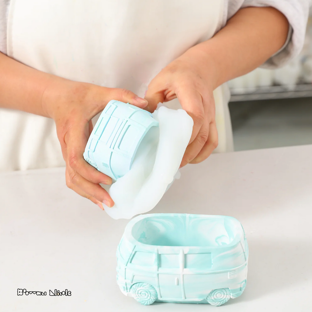 Boowan Nicole: VW Bus Plant Pot Concrete Silicone Mold