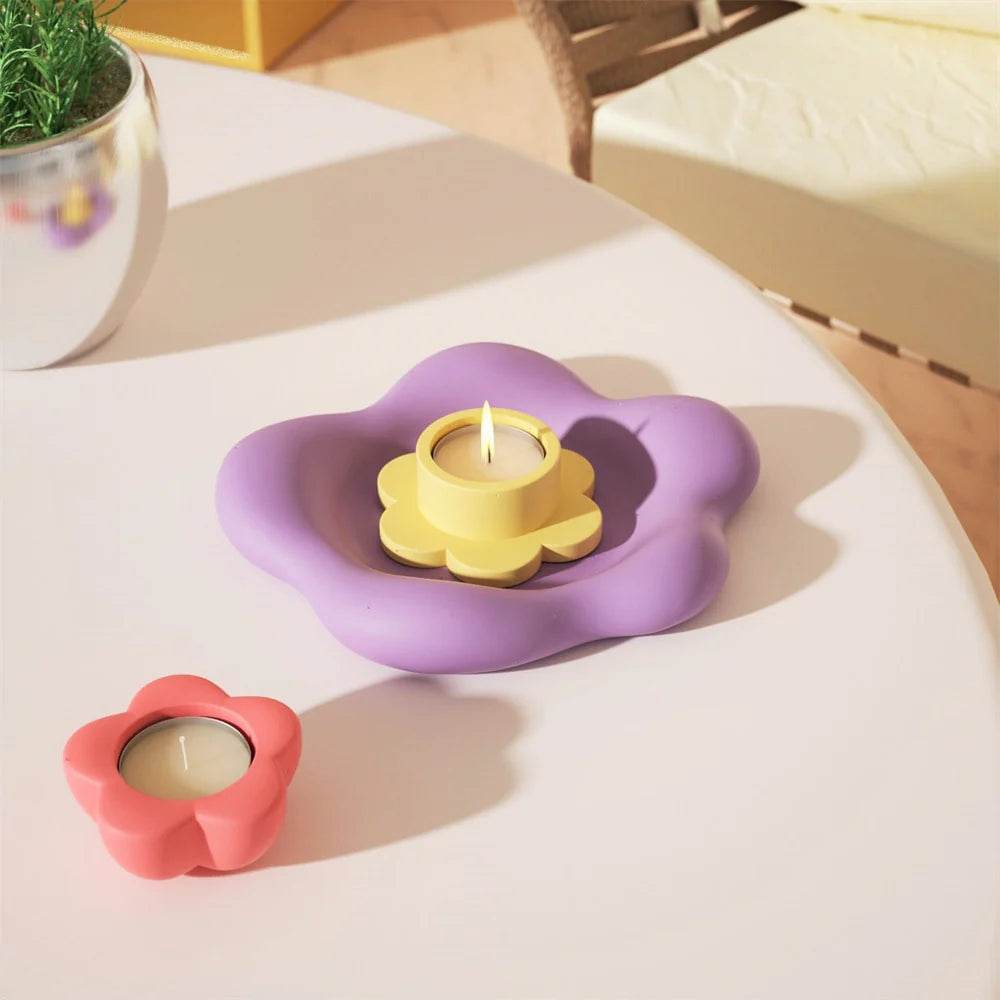 Boowan Nicole: Floral Tea Light Candle Holder Mould - BohriAli.com