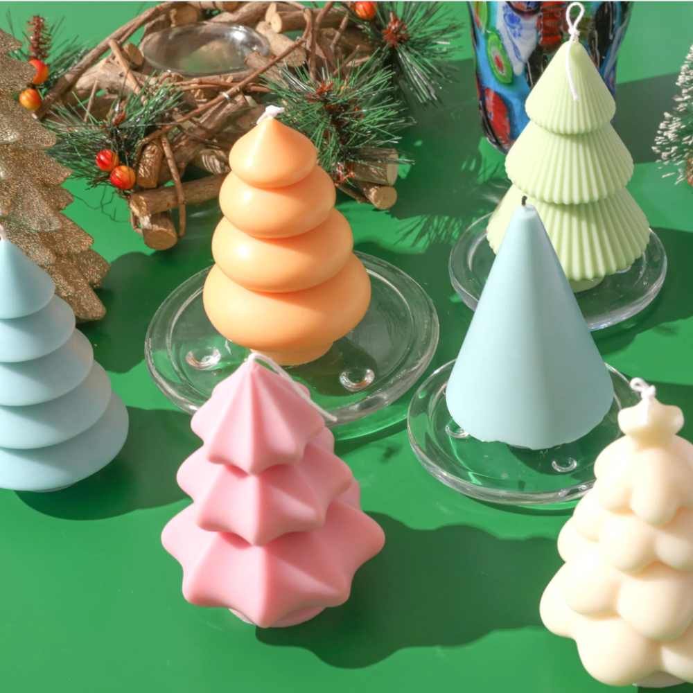 Boowan Nicole: Glowing Christmas Tree Candle Mold Collection