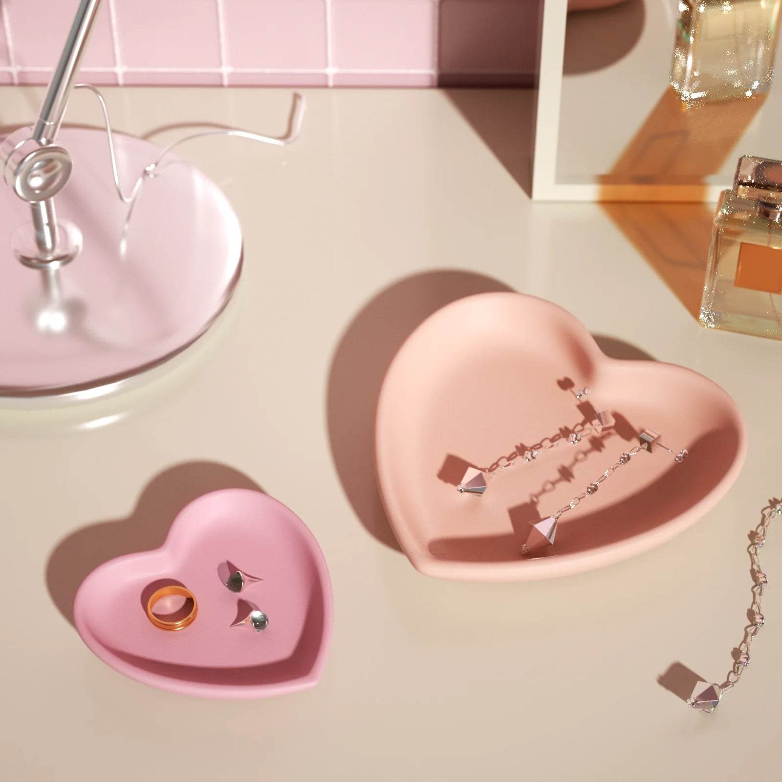 Boowan Nicole: Classic Heart Tray Silicone Mold - BohriAli.com