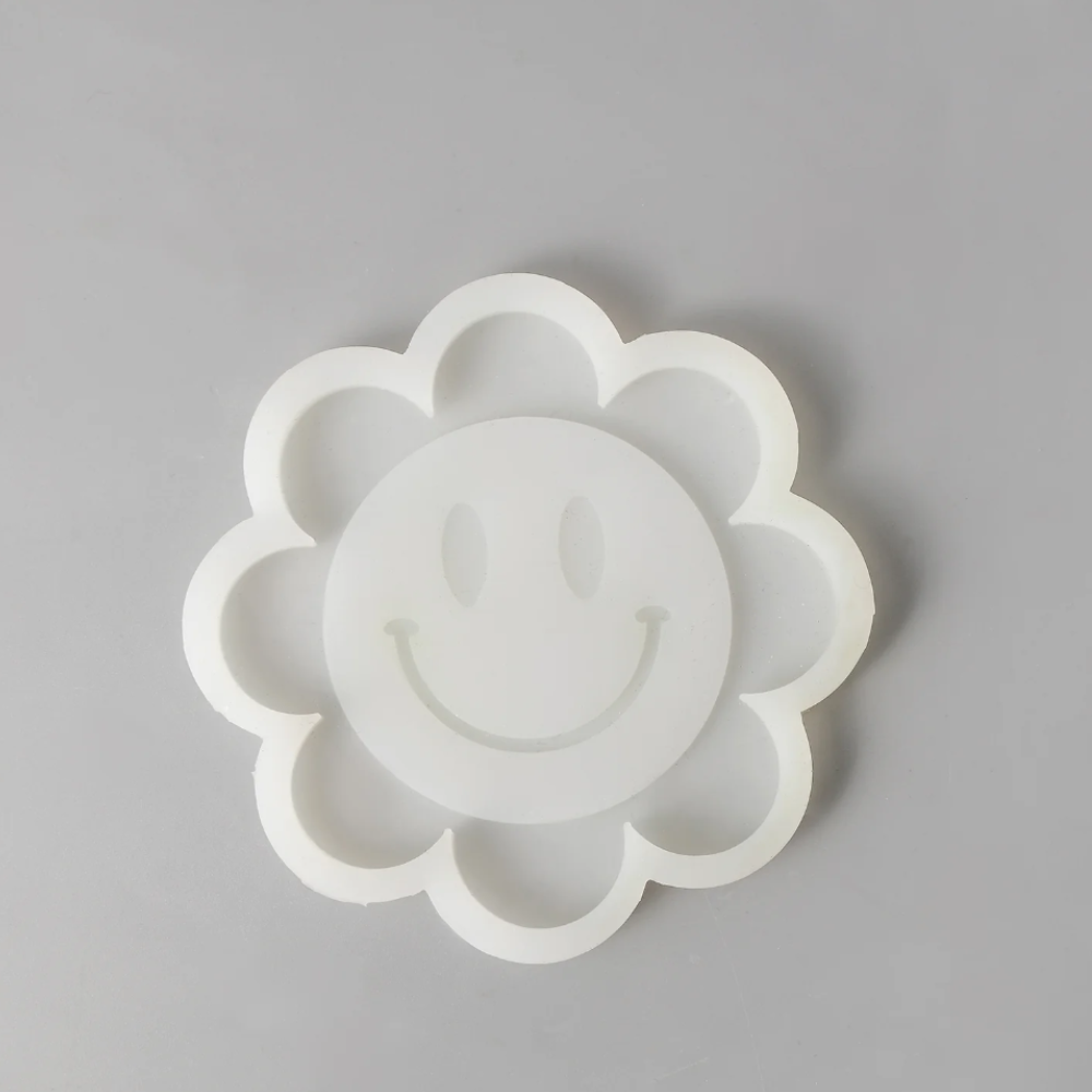 Boowan Nicole: Floral Smile Face Coaster Concrete Silicone Mold