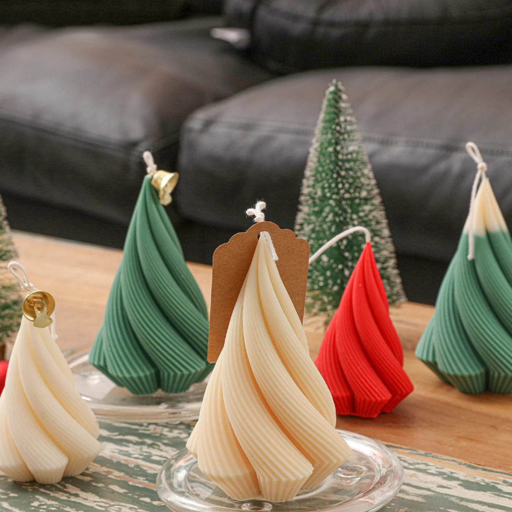 Boowan Nicole: Spiral Christmas Tree Candle Mold