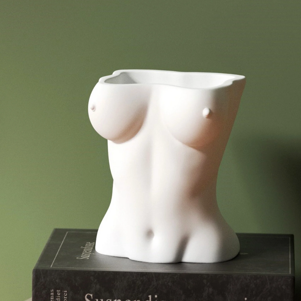 Boowan Nicole: Female Body Concrete Silicone Plant Mold