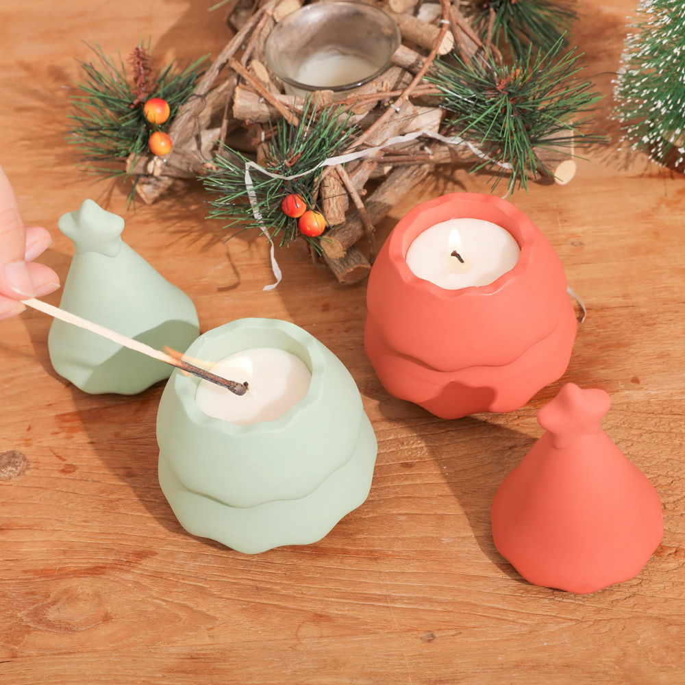 Boowan Nicole:   Starlit Christmas Tree Candle Jar Mold