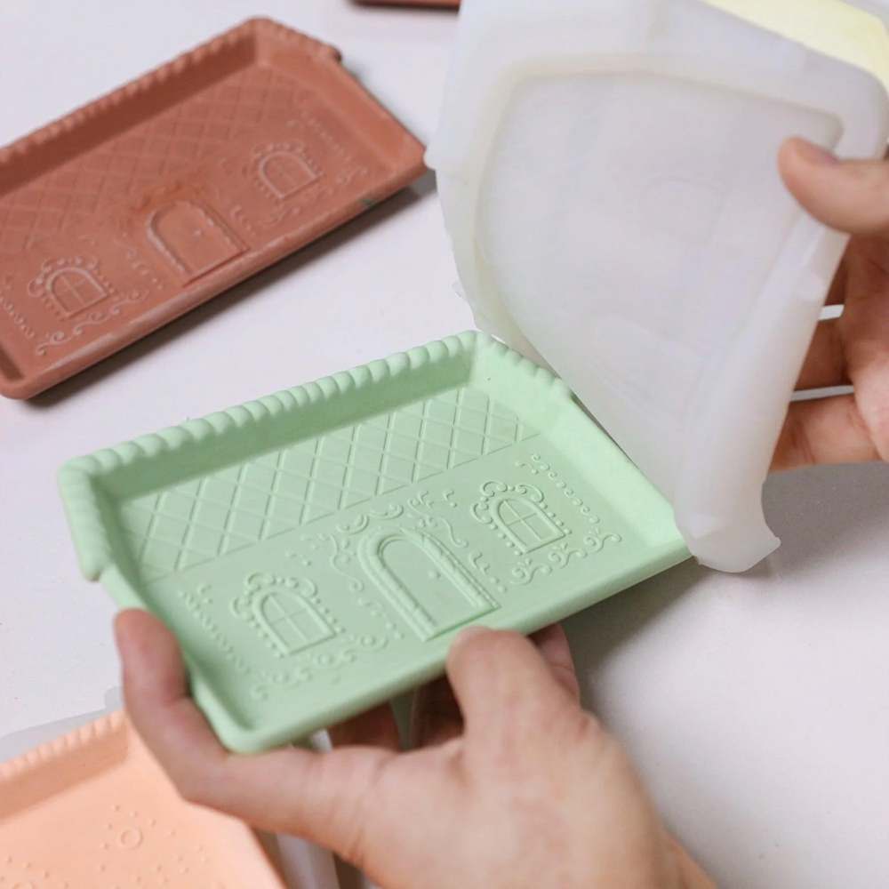 Boowan Nicole: Gingerbread Cottage Tray Silicone Mold Collection