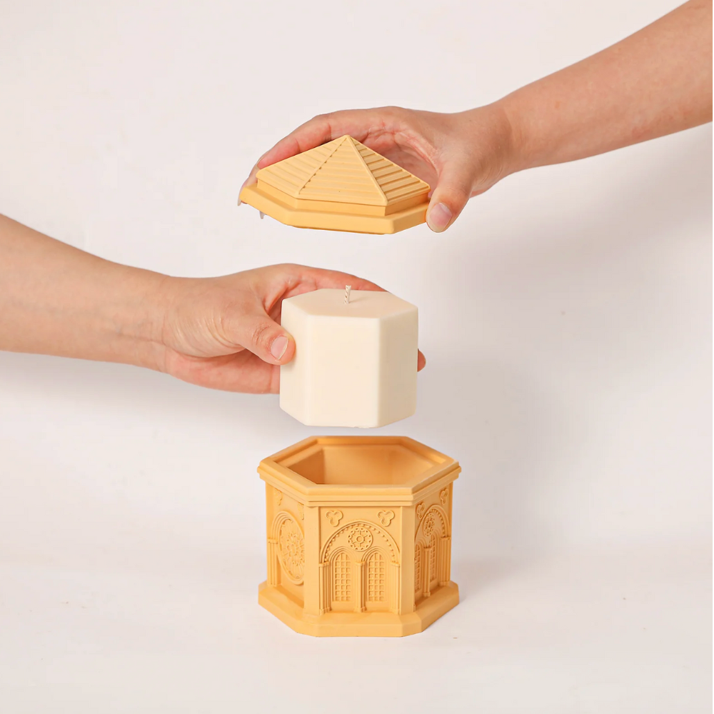 Boowan Nicole: Elegant Gothic Architecture Candle Jar Silicone Mould