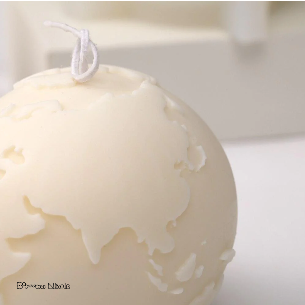 Boowan Nicole: 3D Globe Candle Silicone Mould