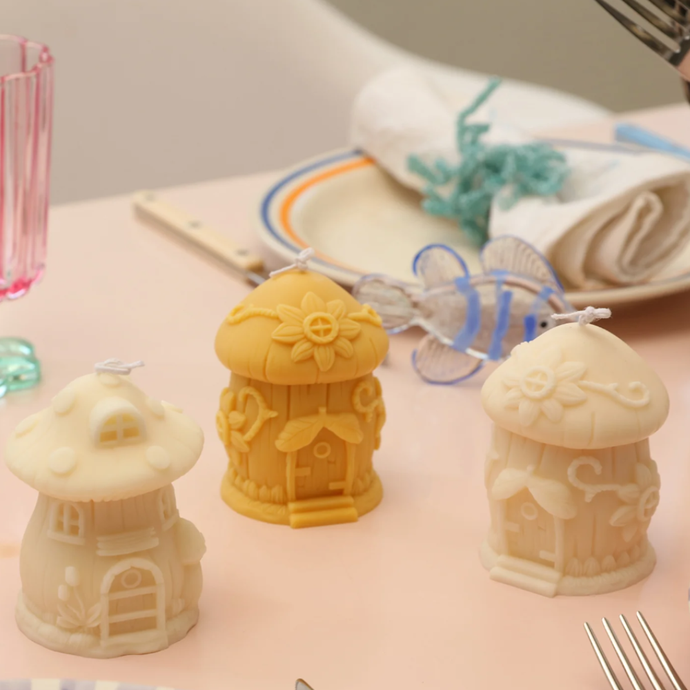 Boowan Nicole: Miniature Mushroom House Candle Mold