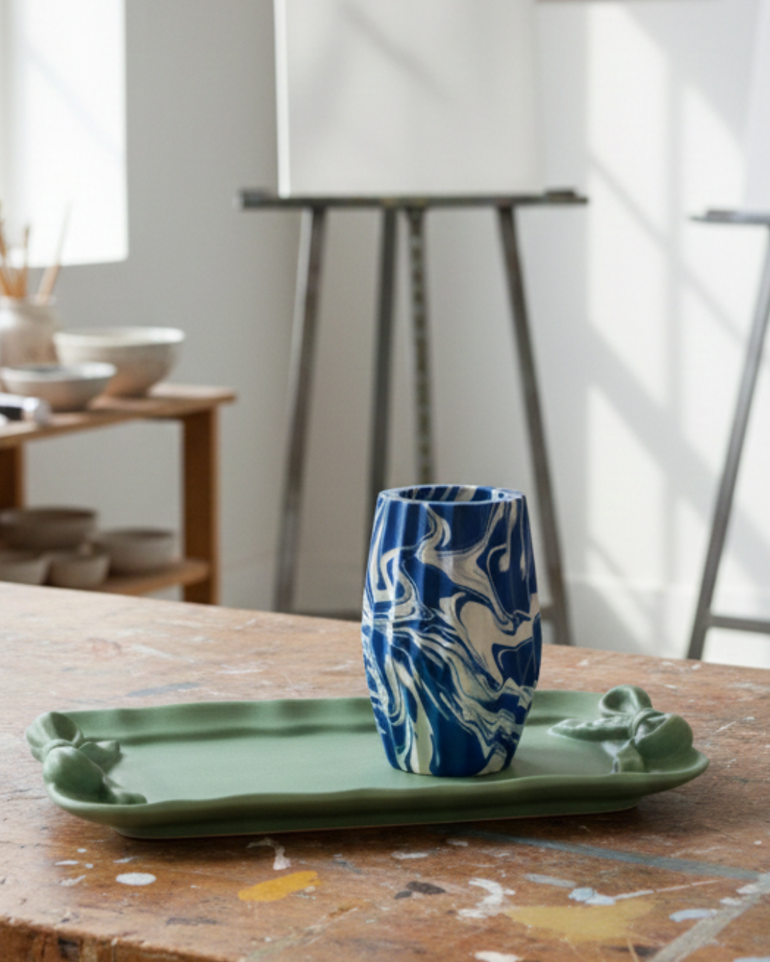 Jesmonite marbled planter and bow lace tray